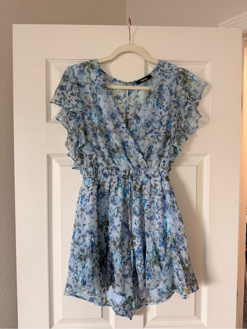 Light Blue Floral Ruffle-Sleeve Romper